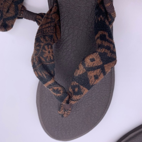 Sanuk Yoga Slinged Up Tie Ankles Tribal Sandals - Picture 8 of 14